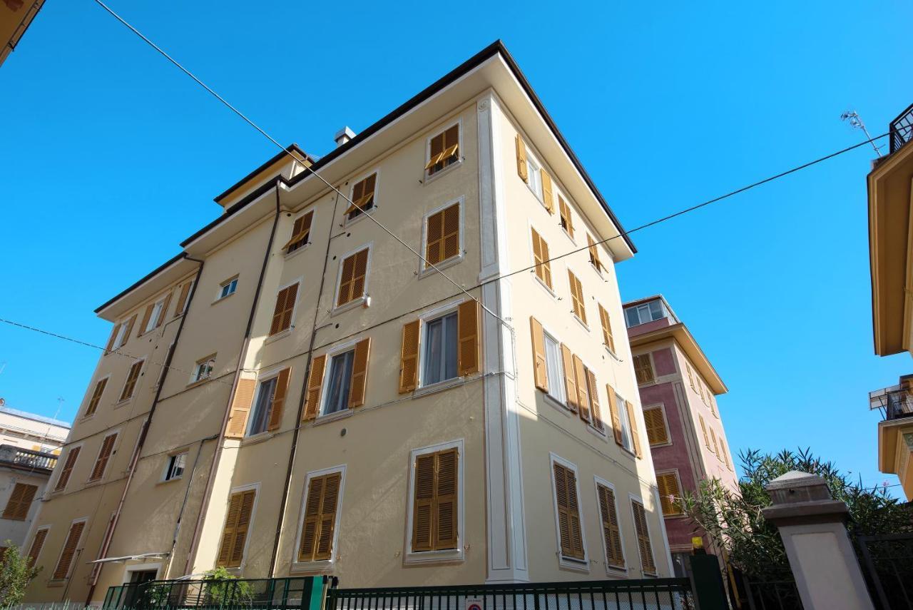 Trilocale Recagno Nuovo Appartement Varazze Buitenkant foto